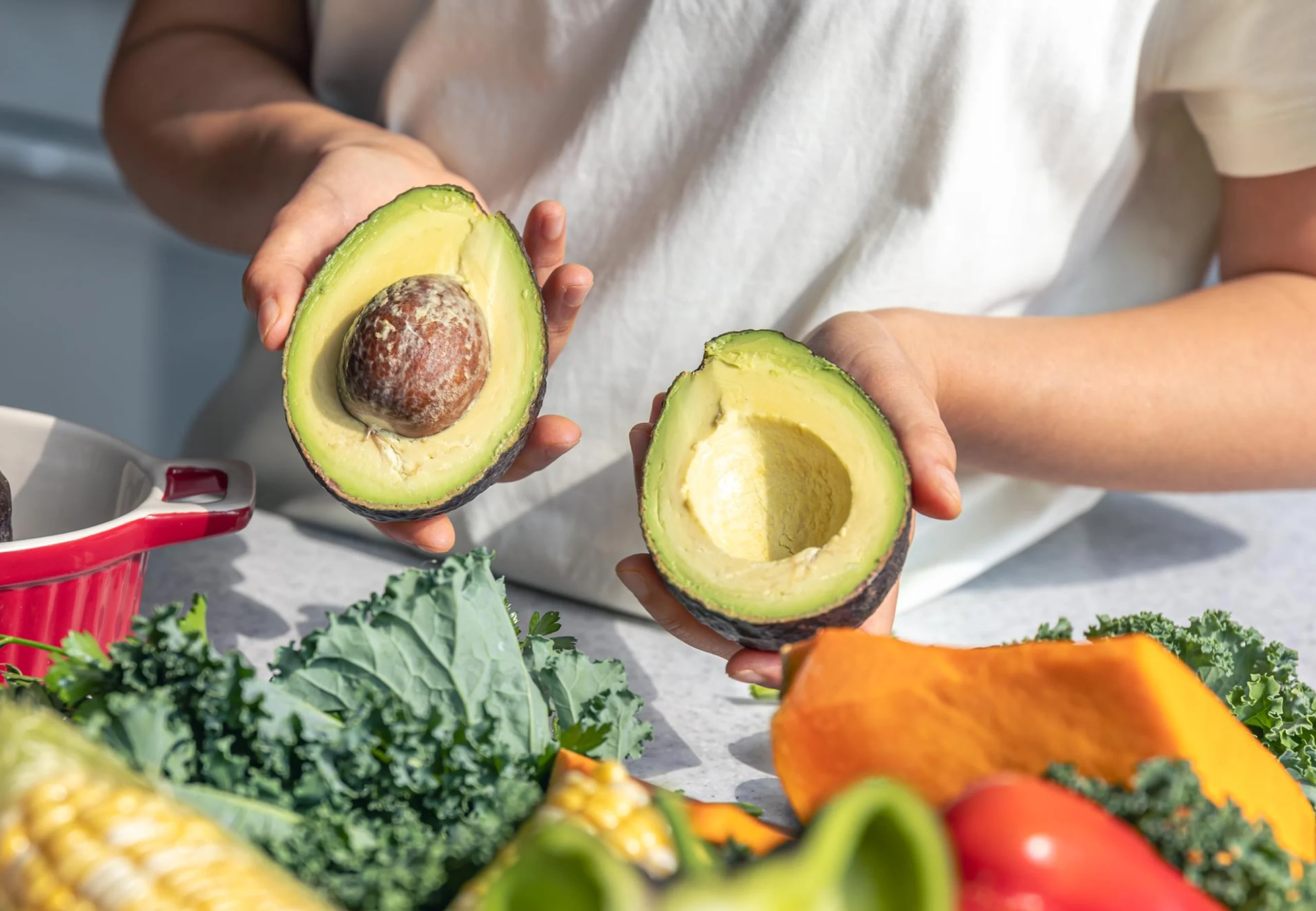 Avocado Nutrition Facts and Health Benefits: The Ultimate Superfood Guide